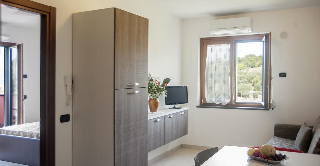 Residence Gli Ulivi Di Eolo Sapri Exteriör bild